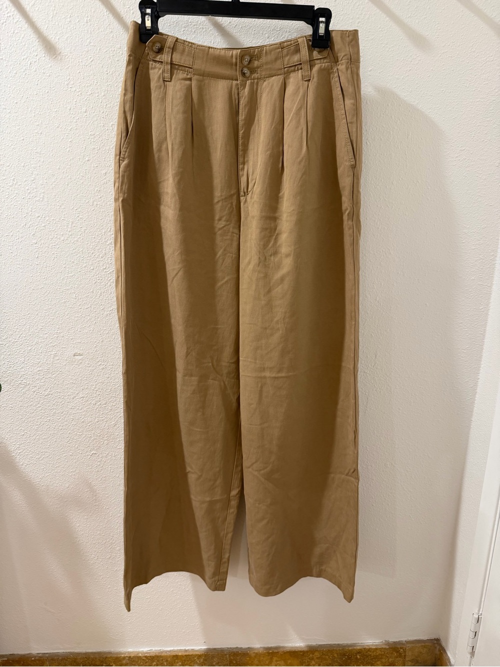 NWT Madewell Tan Pleated Wide-Leg Chinos